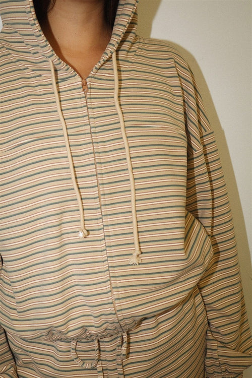 Biscuit Set Zip Up