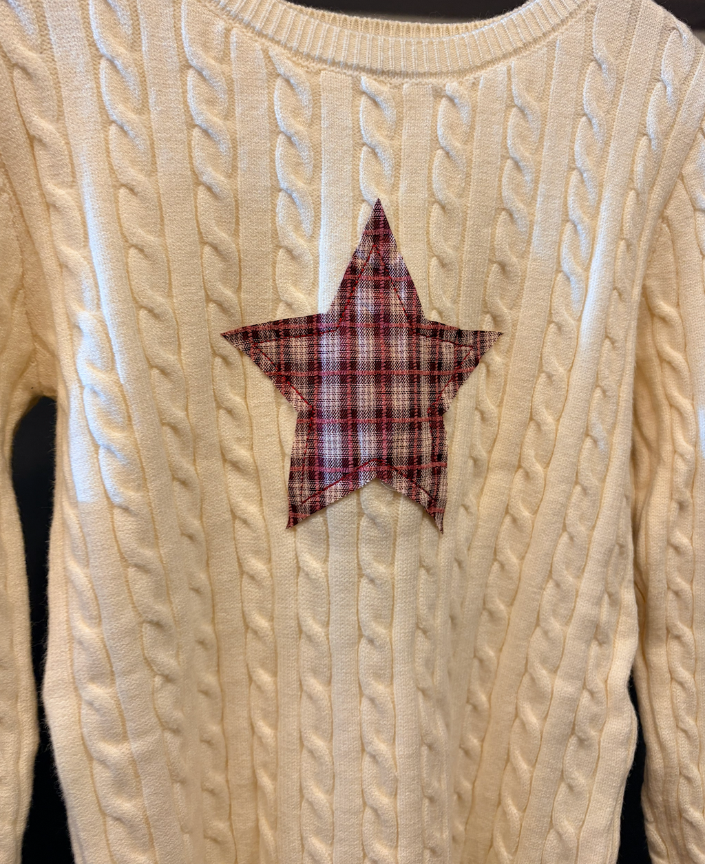 Plaid Star Cable Knit